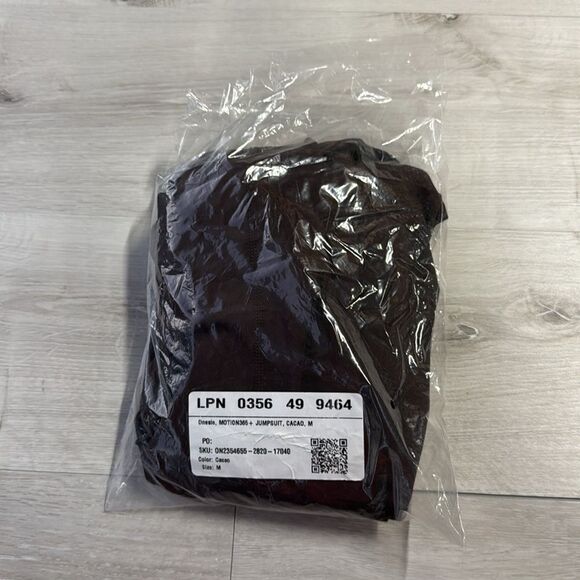 Fabletics Onesie Motion365+ Jumpsuit brown size M NWT in packaging - Picture 6 of 7